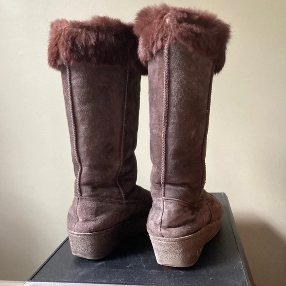 Clarks | Suede Shearling Rabbit Fur Lined Tall Wedge Winter Boots - Picture 2 of 9